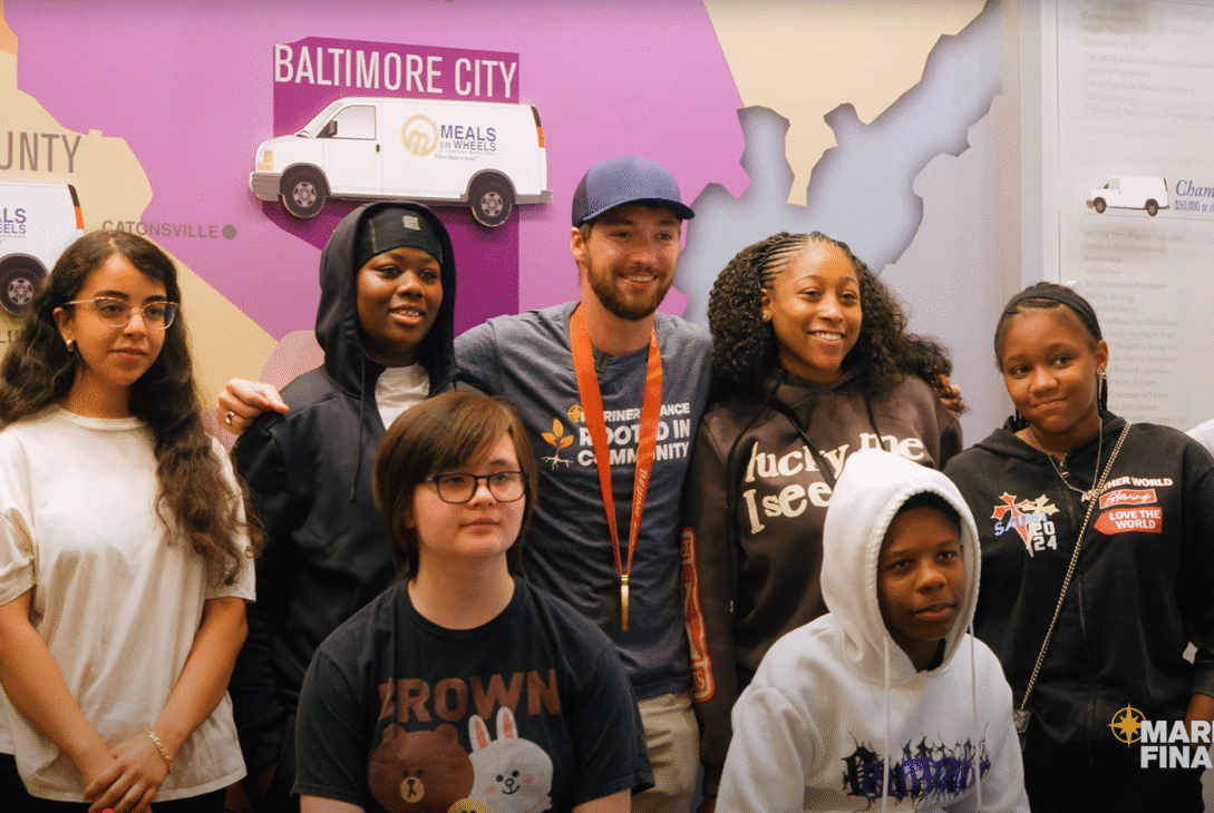 mariner-team-members-run-to-raise-$1,000-for-american-cancer-society