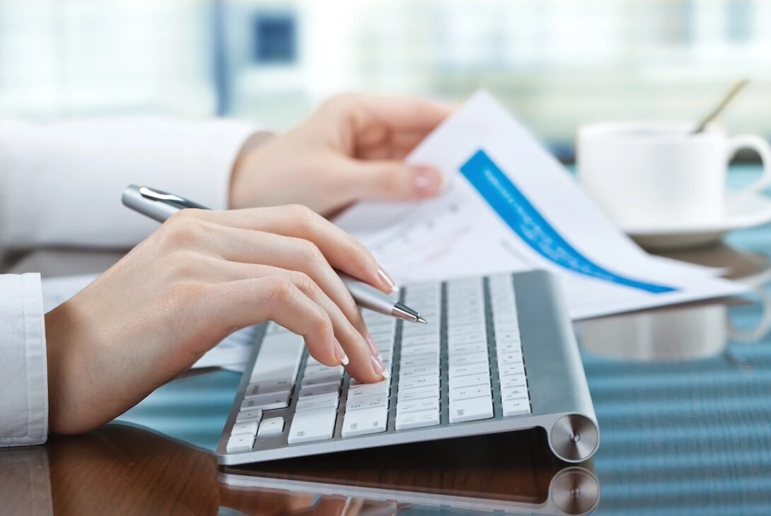 1098-t-explained:-scholarships,-taxes,-and-credits