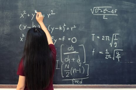 the-best-math-course-sequence-for-college-admissions-and-sat-success