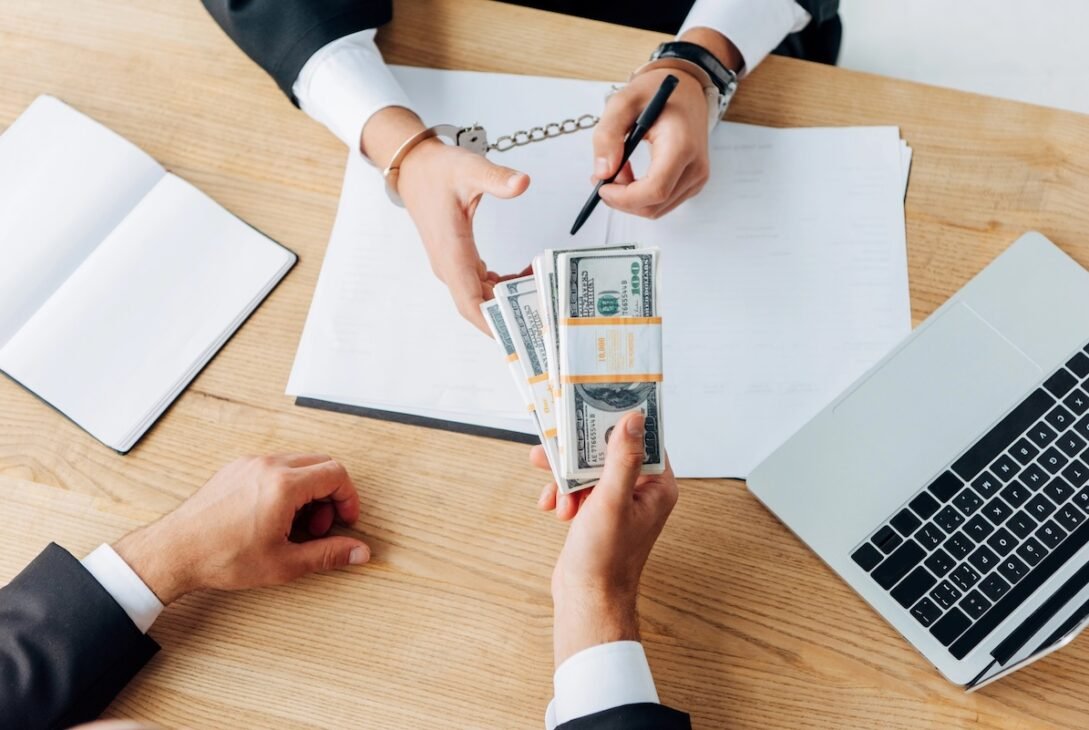 cosigner-release-on-private-student-loans:-the-truth