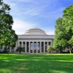 mit-to-admit-fewer-graduate-students-as-federal-research-funding-drops-20%
