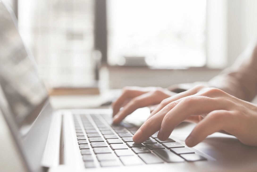 tired-of-reapplying-for-student-loans-every-year?-there’s-a-better-way