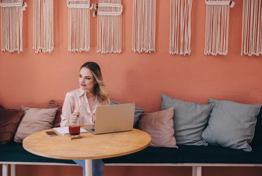 14-side-hustles-that-can-grow-into-a-full-time-income