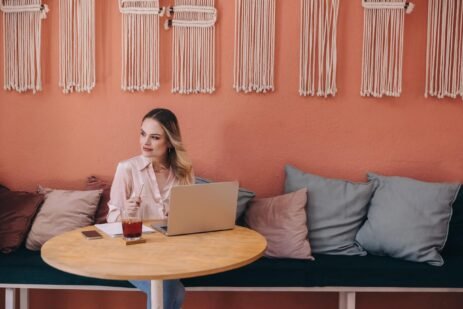14-side-hustles-that-can-grow-into-a-full-time-income