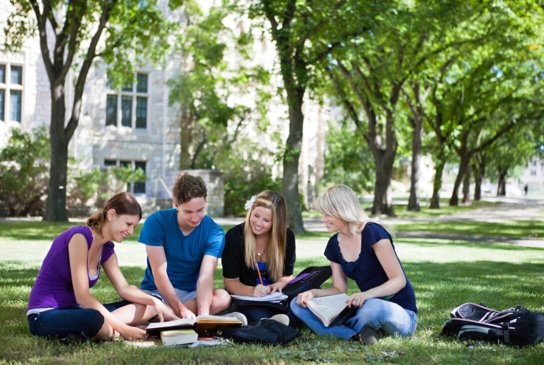 whitman-college-caps-tuition-at-10%-of-income-—-no-cutoff-like-harvard-or-mit