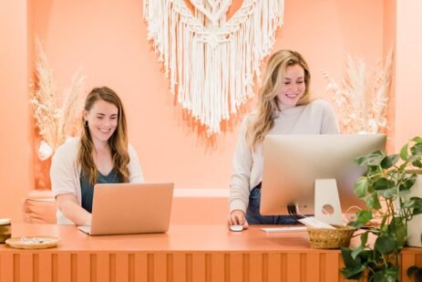 i-worked-from-home-for-10+-years,-then-tried-an-in-person-job-–-here’s-what-surprised-me