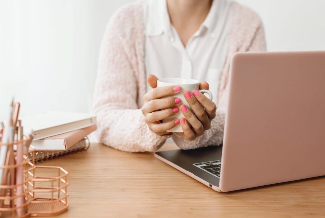 12-faceless-business-ideas-to-make-money-without-showing-your-face