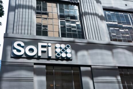sofi’s-sec-filing-says-its-private-student-loans-can-be-discharged-in-bankruptcy