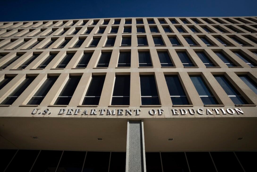 department-of-education-says-nearly-1,800-colleges-haven’t-reported-required-earnings-data