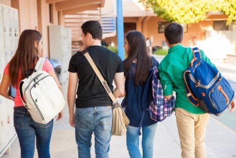 who-wins-college-scholarships?-sallie-data-shows-early,-high-volume-applicants