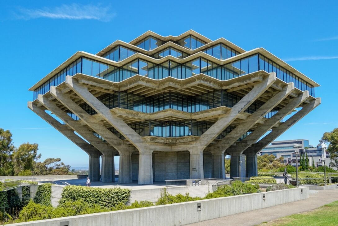 uc-san-diego’s-remedial-math-class-is-full-—-reigniting-the-debate-over-test-requirements