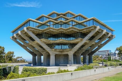 uc-san-diego’s-remedial-math-class-is-full-—-reigniting-the-debate-over-test-requirements