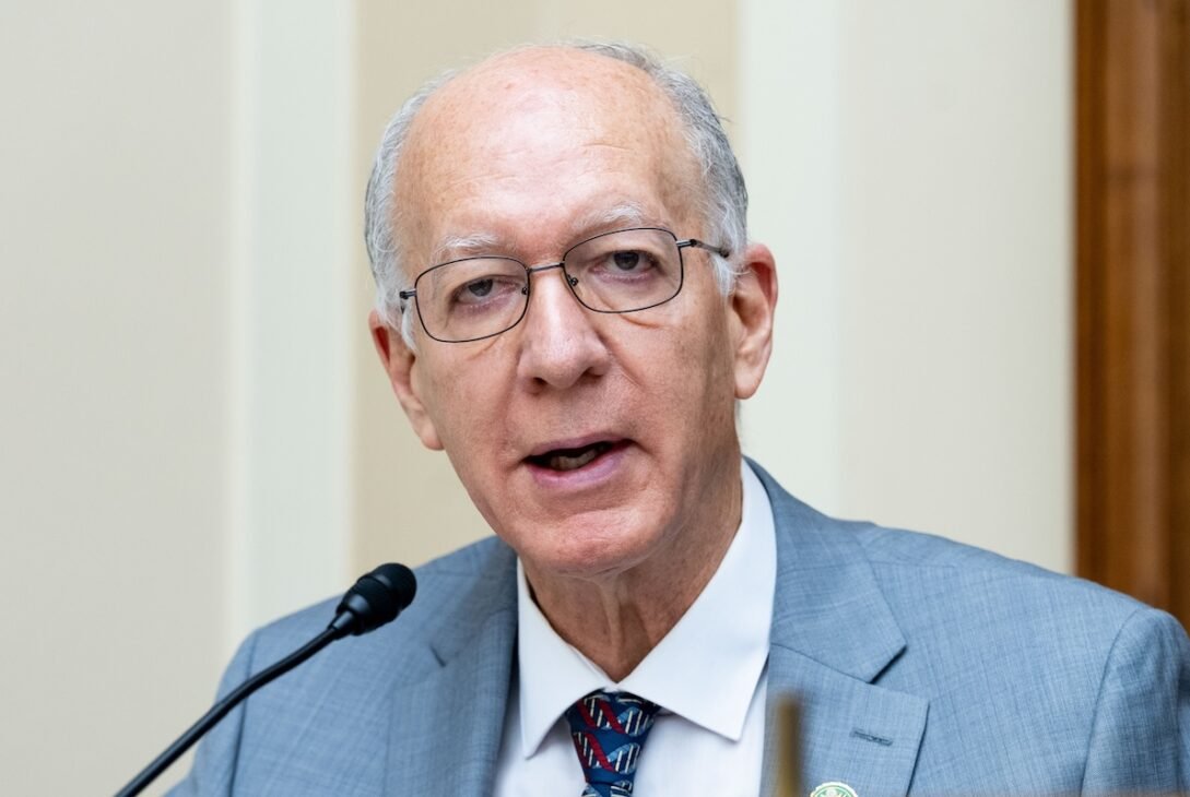 new-bipartisan-bill-would-count-save-forbearance-months-toward-pslf,-no-buyback-required