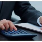 best-student-loan-refinance-rates-for-october-8,-2026:-credible-leads-at-3.95%