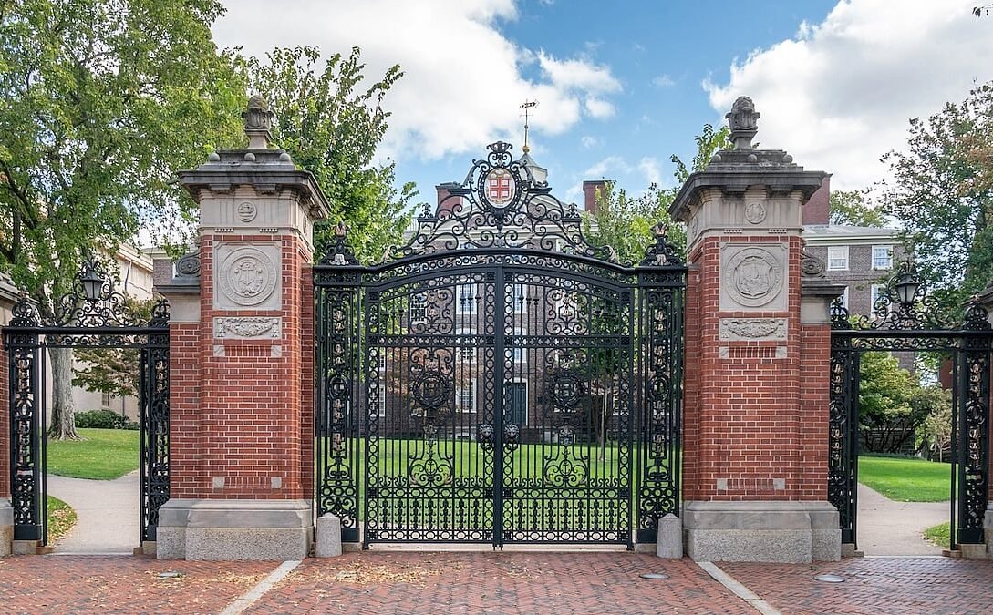 free-tuition-still-leaves-students-with-$20,000-to-$25,000-a-year-in-costs,-brookings-says